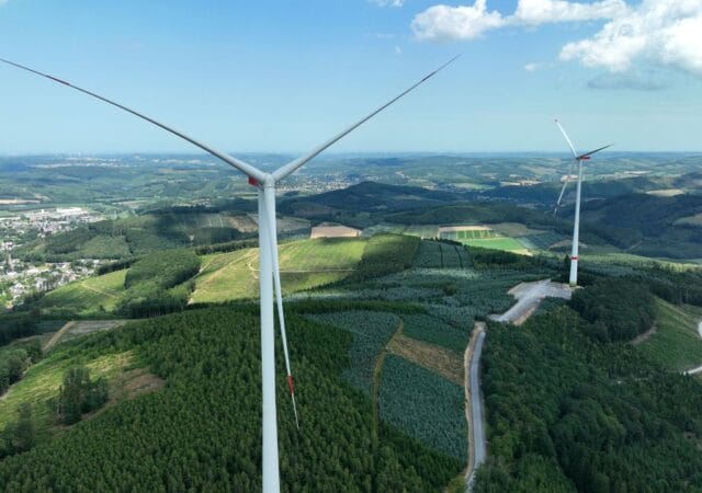 Almanya’daki Sundern RES projesinde kurulan ENERCON E-160 EP5 E3 rüzgar türbini
