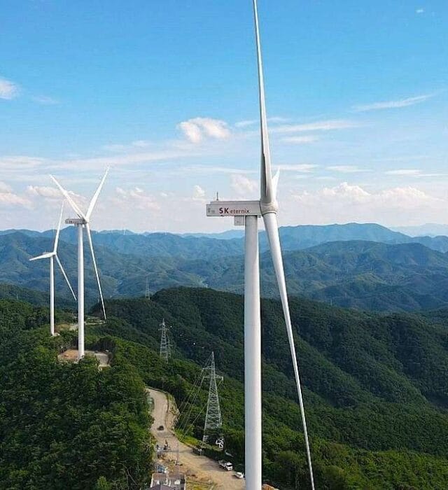 Güney Kore’deki 99 MW kapasiteli Uiseong Hwanghaksan RES’te kullanılan Siemens Gamesa SG 6.6-170 rüzgar türbinleri