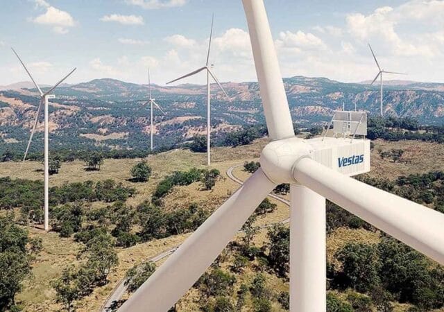 Vestas V182-7.2 MW rüzgar türbini; yeni model ilk siparişini SR Energy'nin İsveç'teki 29 MW'lık Staverhult RES projesi için aldı.
